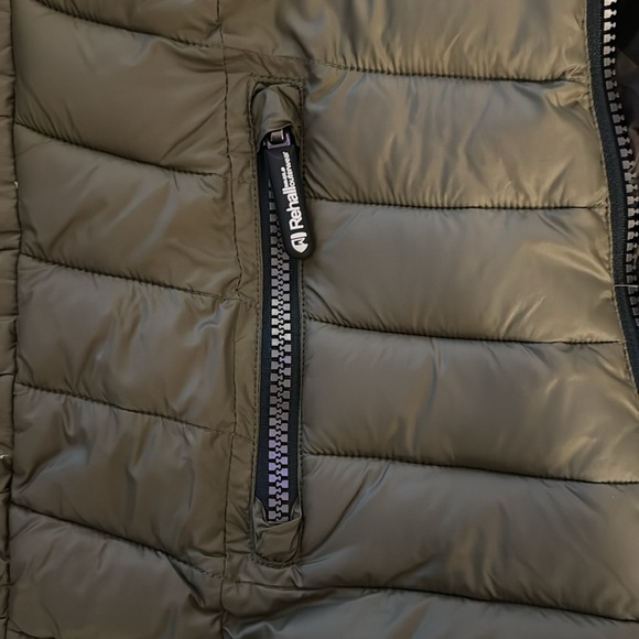 Reversible puffer - Picture 3 of 9